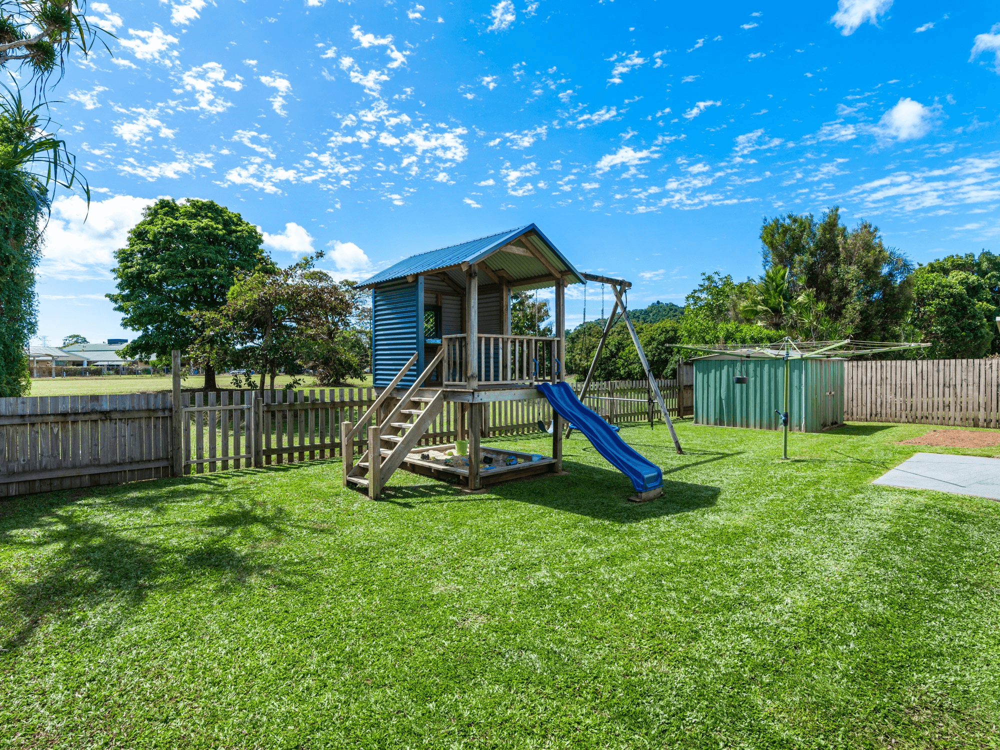 12 VILLAGE TERRACE, Redlynch, qld 4870