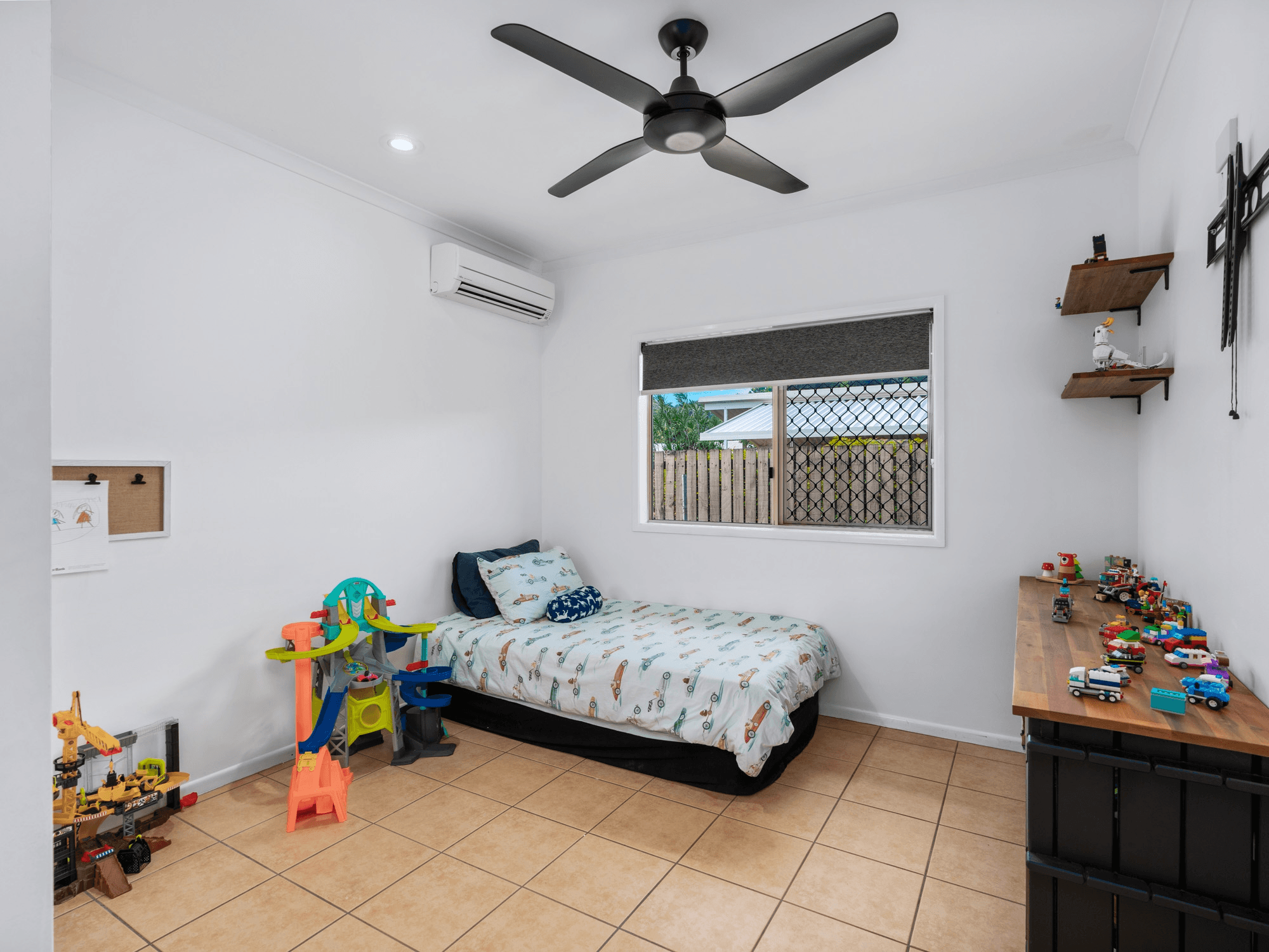 12 VILLAGE TERRACE, Redlynch, qld 4870