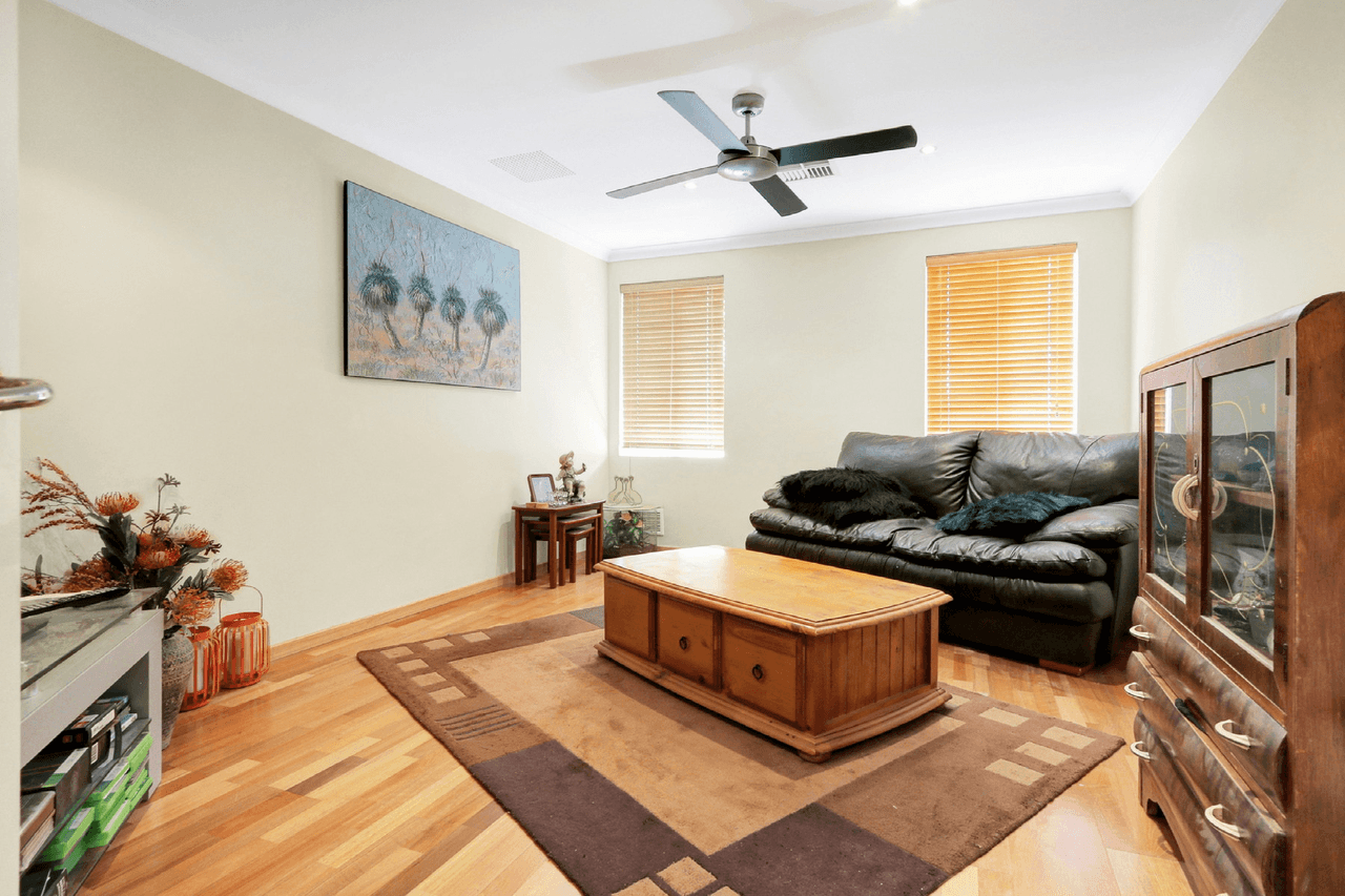 42 Levington Retreat, Wellard, WA 6170