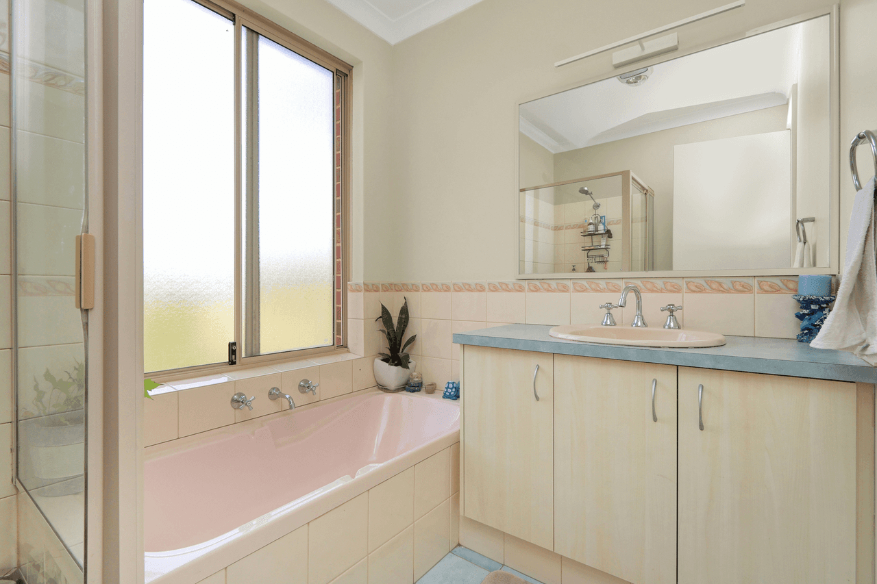 42 Levington Retreat, Wellard, WA 6170