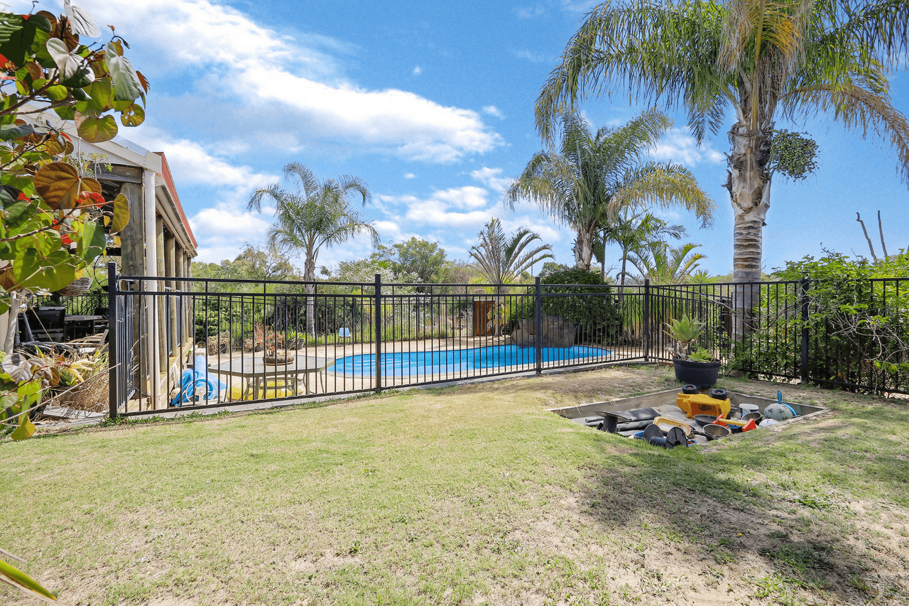 42 Levington Retreat, Wellard, WA 6170