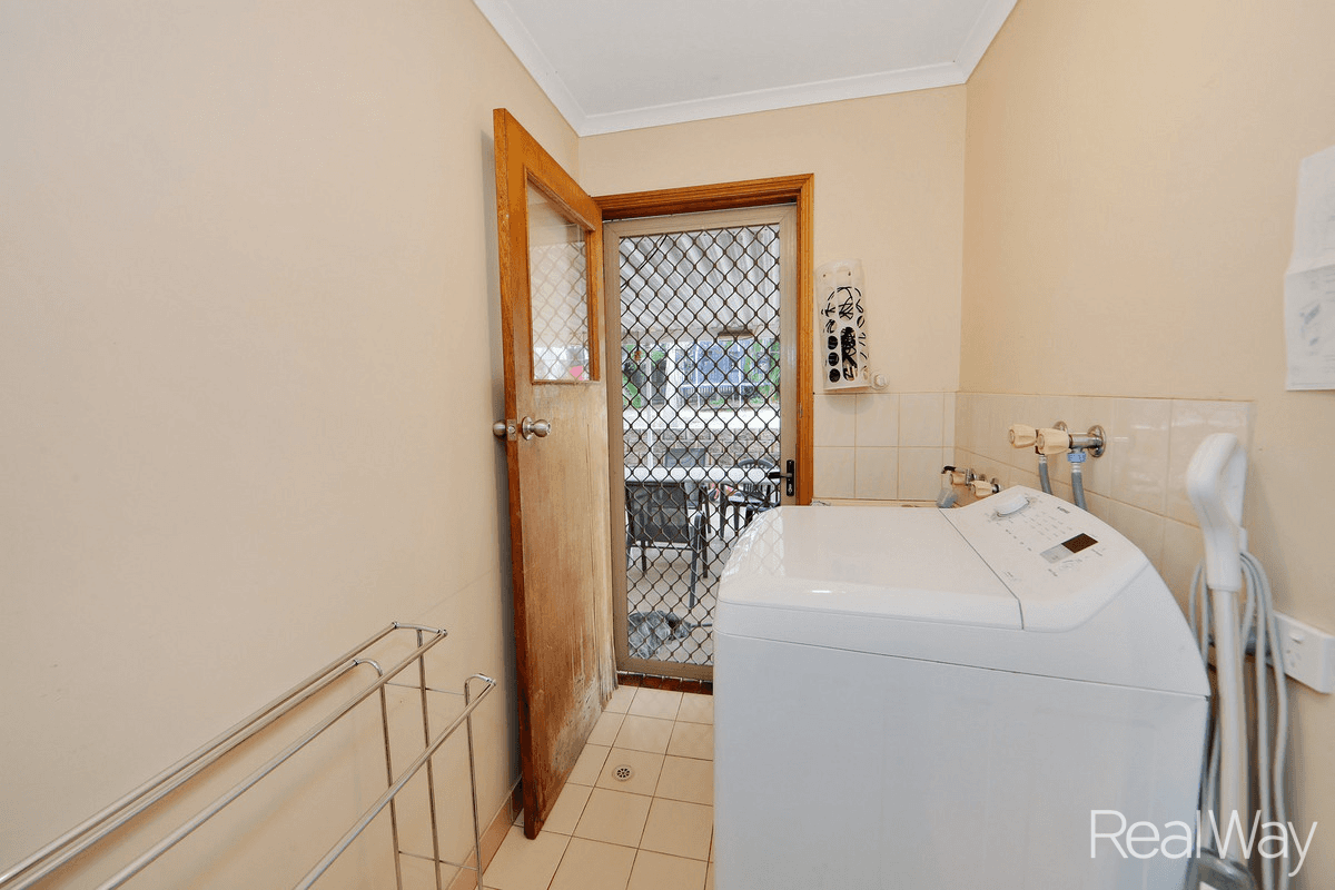 5 Gate Way Street, Avoca, QLD 4670