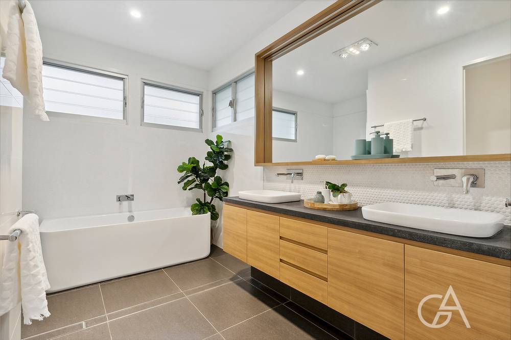 52 Wool Street, TOOWONG, QLD 4066
