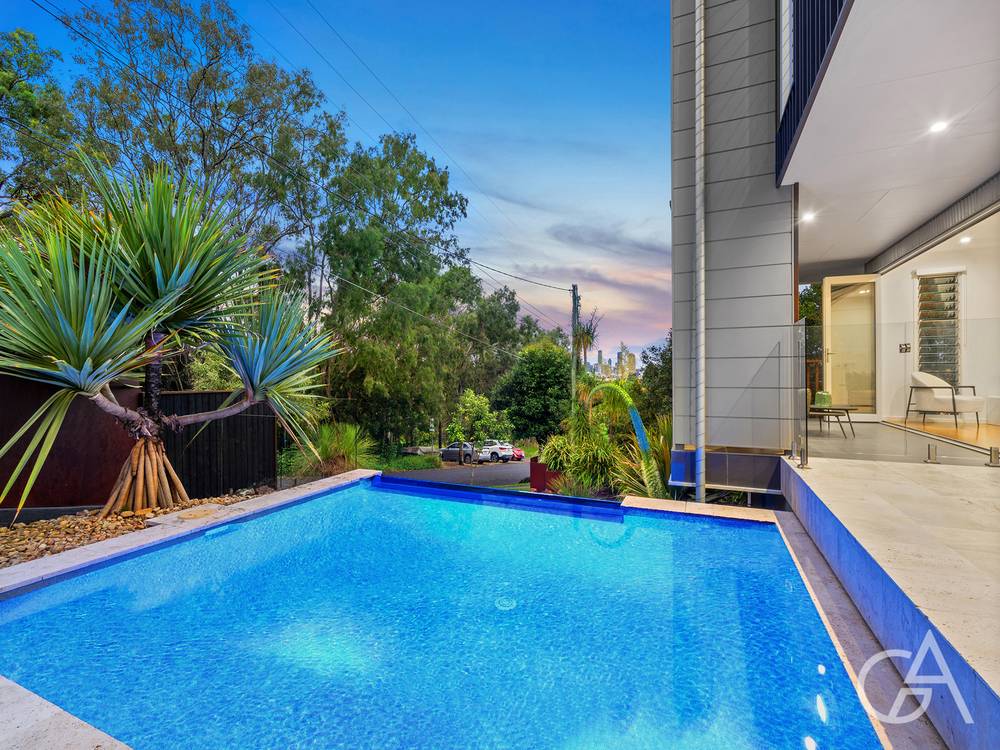 52 Wool Street, TOOWONG, QLD 4066