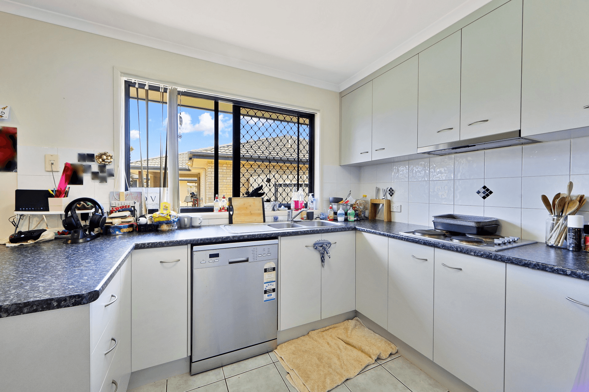 2/16 Cauchi Court, AVOCA, QLD 4670