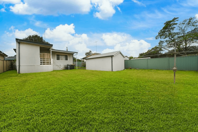 35 Bocking Avenue, BRADBURY, NSW 2560