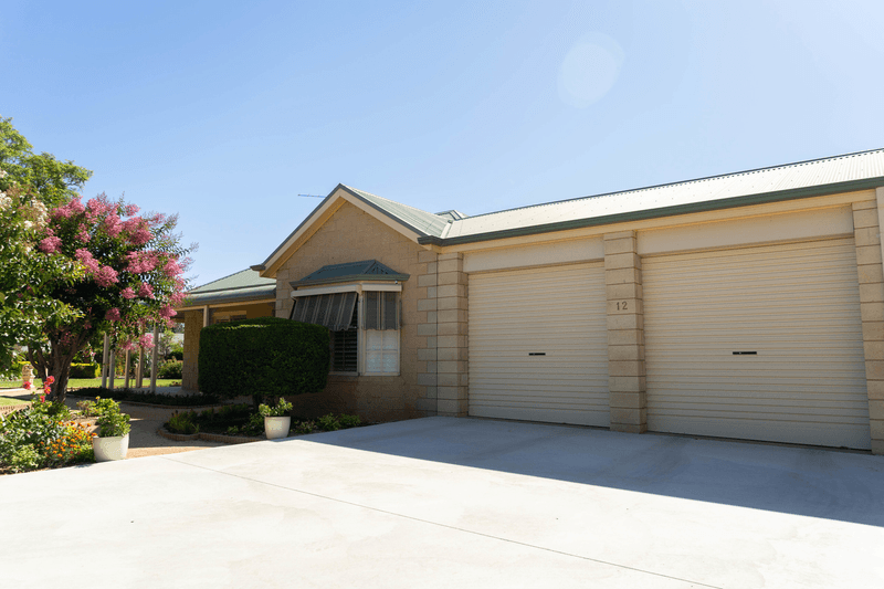 12 Hunt Drive, Robinvale, VIC 3549