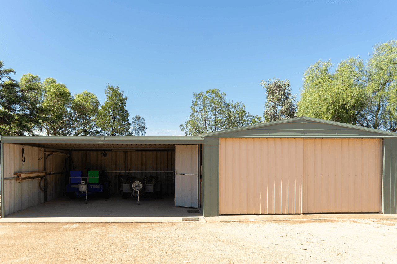 12 Hunt Drive, Robinvale, VIC 3549