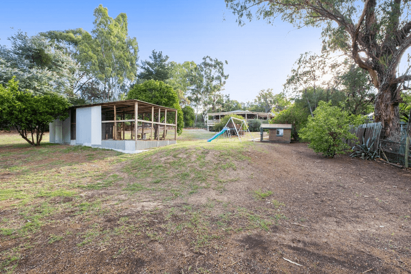 30 Nelson Street, Bedfordale, WA 6112