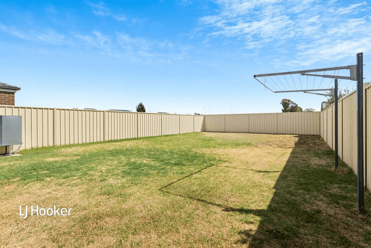 12 Rody Court, MUNNO PARA WEST, SA 5115