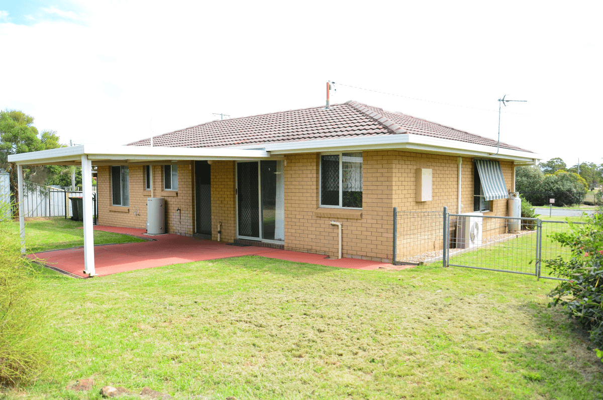 39 Aubigny Road, Oakey, QLD 4401