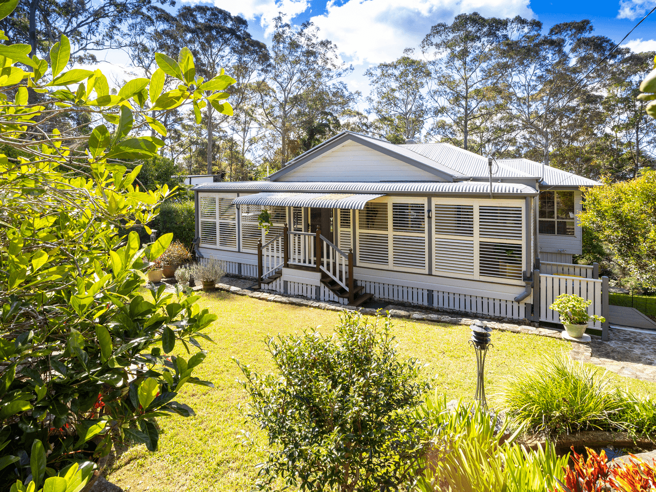 55 Kinabalu Drive, TAMBORINE MOUNTAIN, QLD 4272