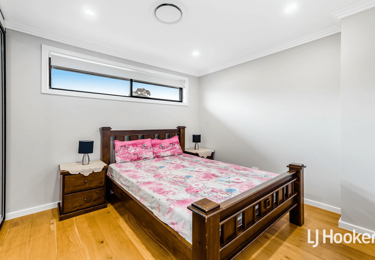 24 Sandra Street, GRANTHAM FARM, NSW 2765