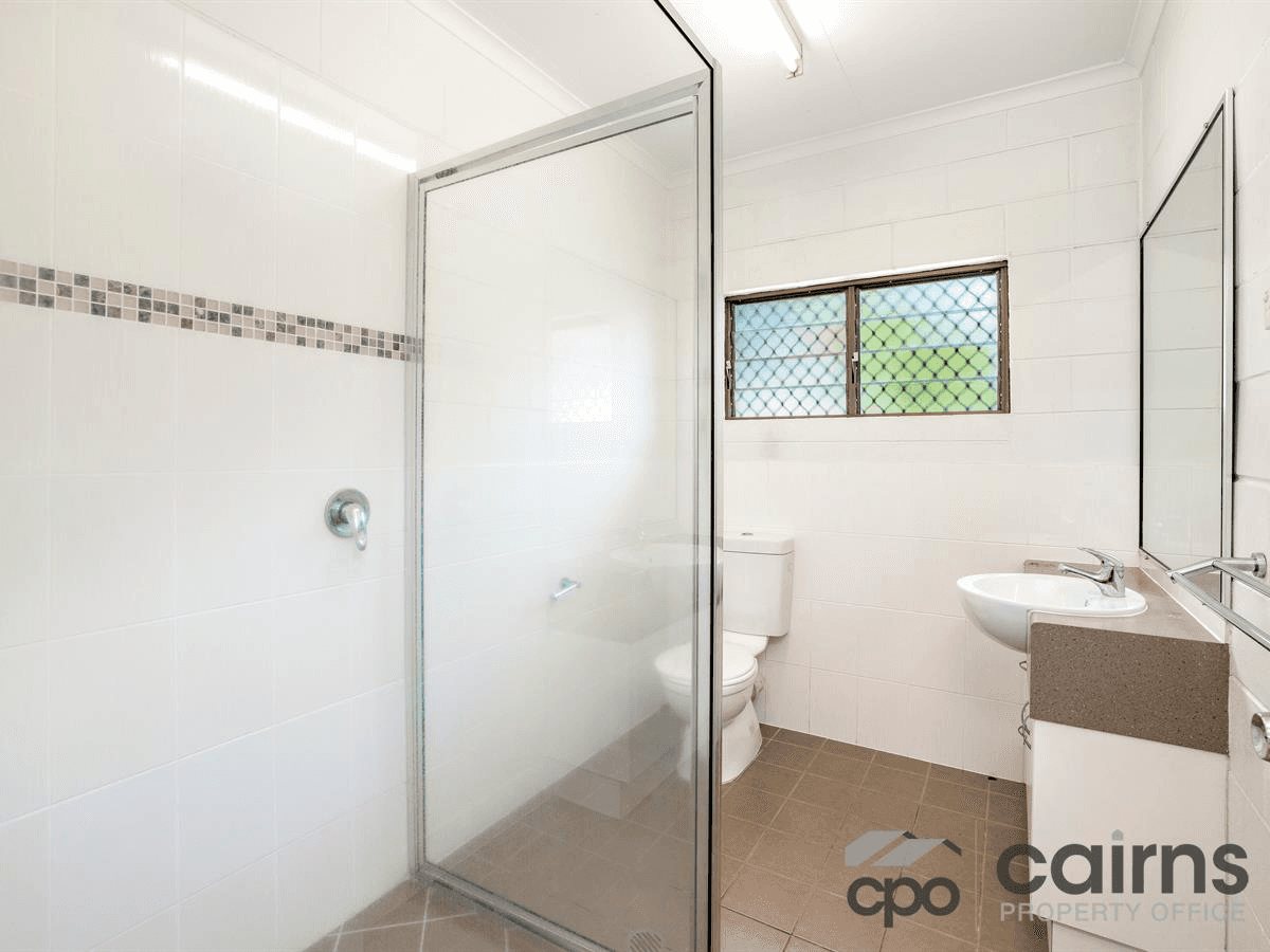 48 Fallon, Manunda, QLD 4870