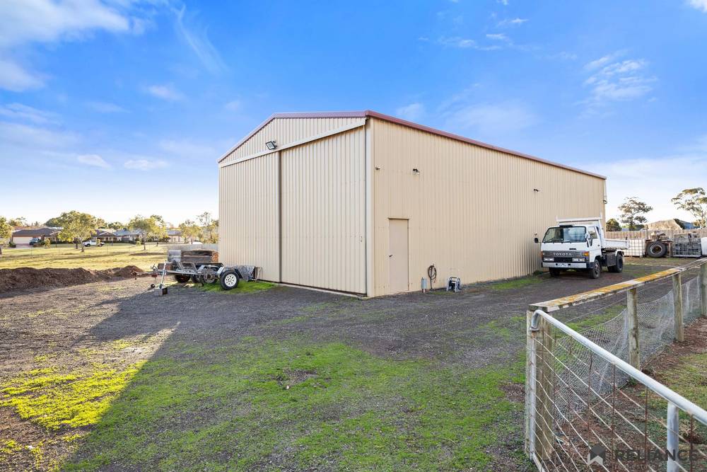 14 Springbank Way, Brookfield, VIC 3338