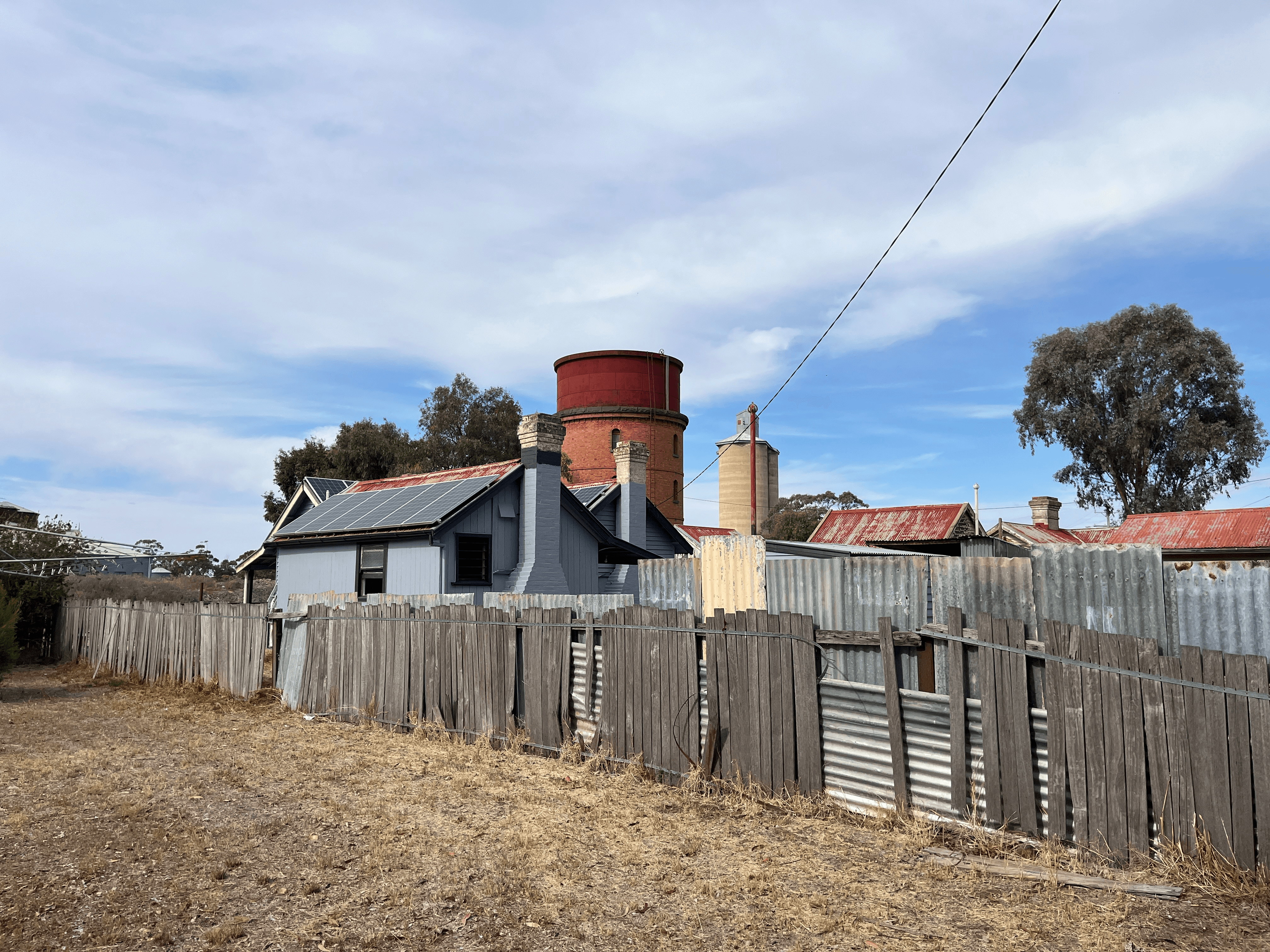 11 MOLYNEAUX STREET, WARRACKNABEAL, VIC 3393