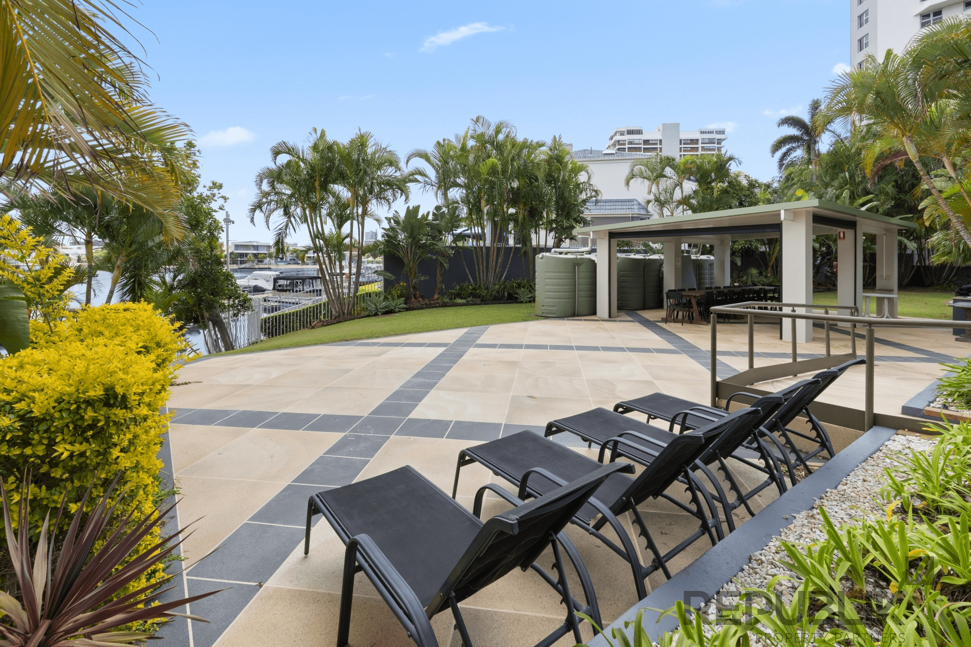 77/5 Admiralty Drive, SURFERS PARADISE, QLD 4217