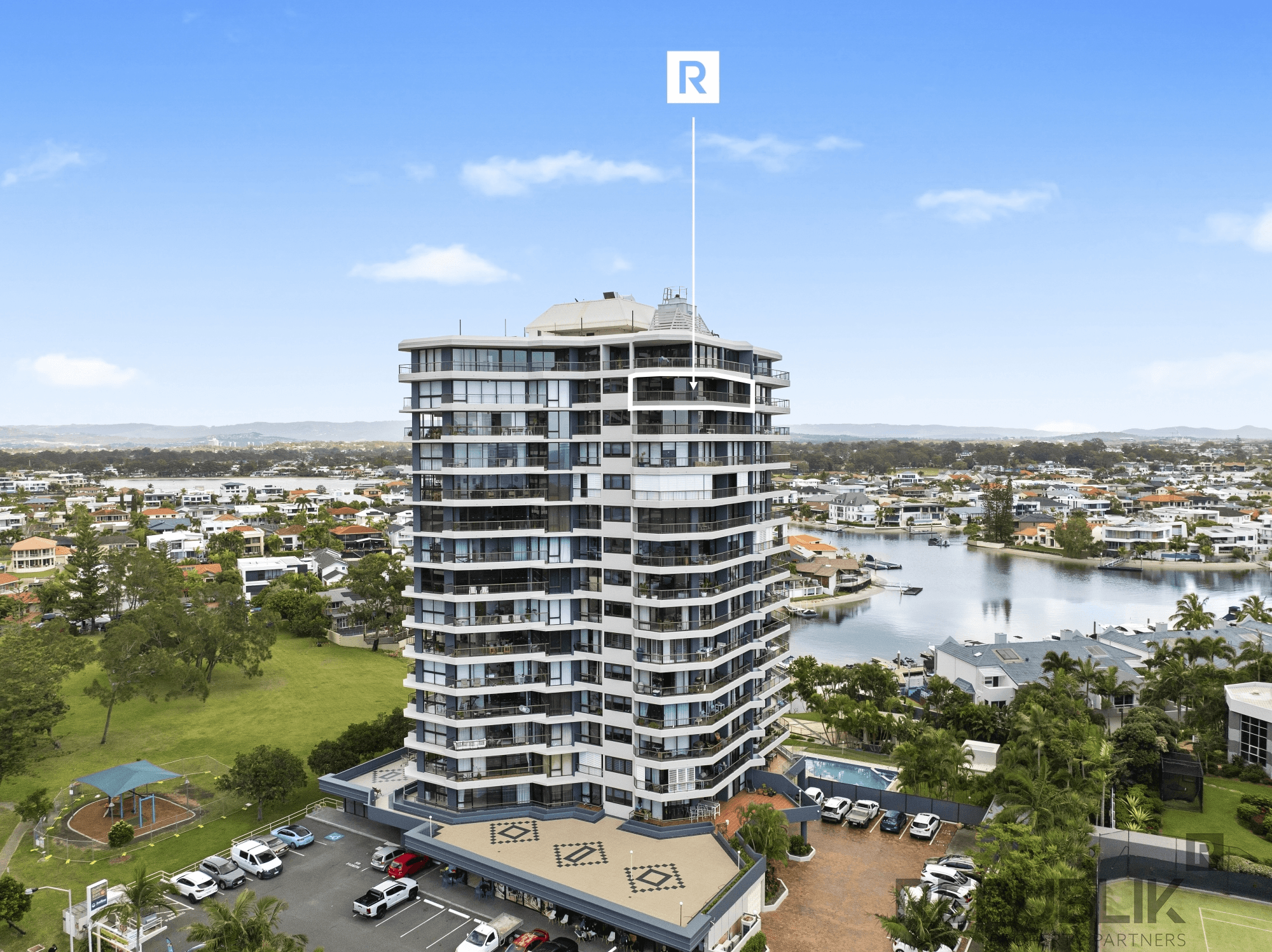 77/5 Admiralty Drive, SURFERS PARADISE, QLD 4217