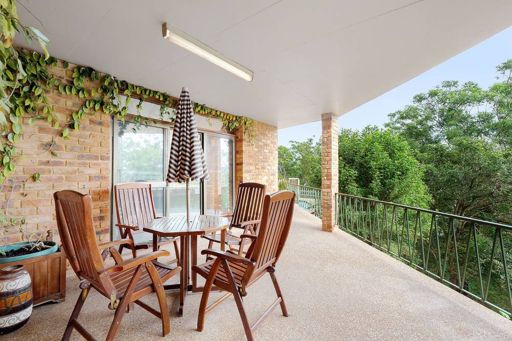842 Henry Lawson Drive, Picnic Point, NSW 2213