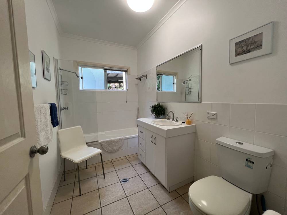 2 Flinders Street, COOKTOWN, QLD 4895