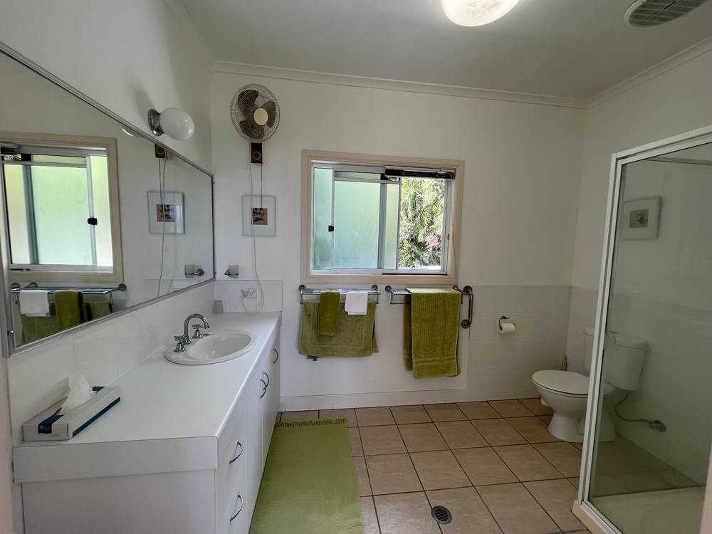 2 Flinders Street, COOKTOWN, QLD 4895