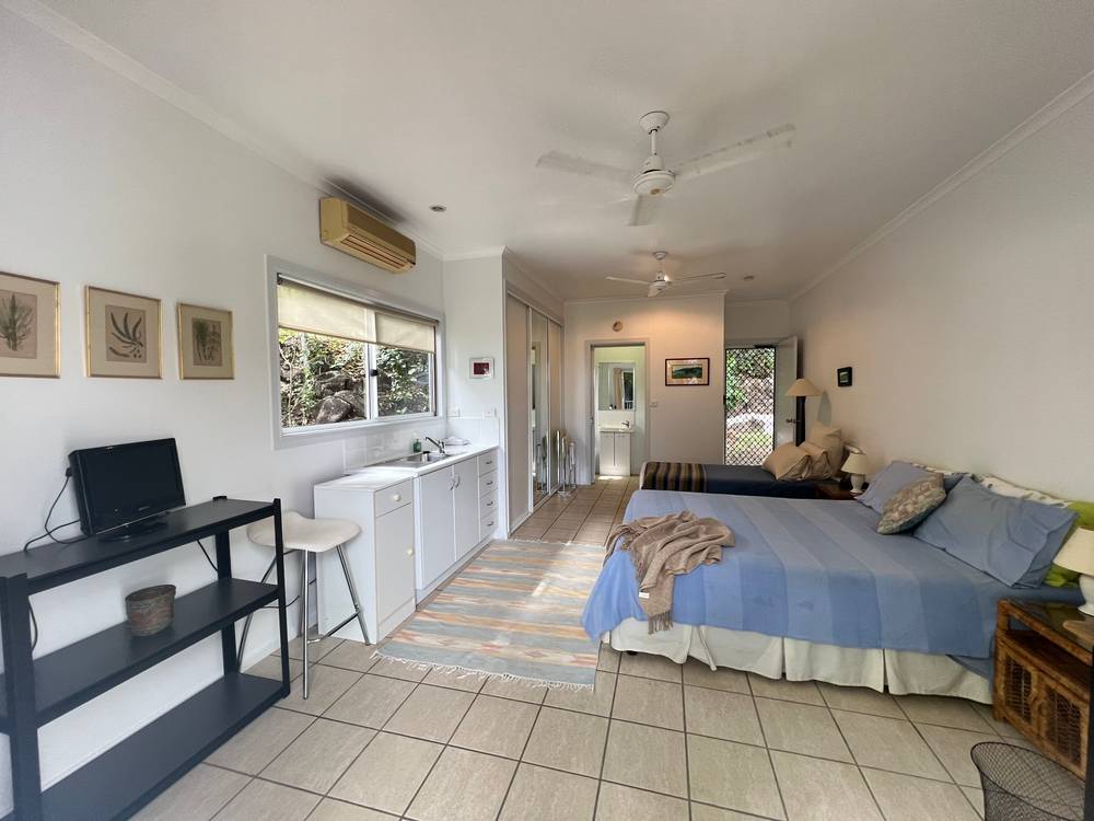 2 Flinders Street, COOKTOWN, QLD 4895
