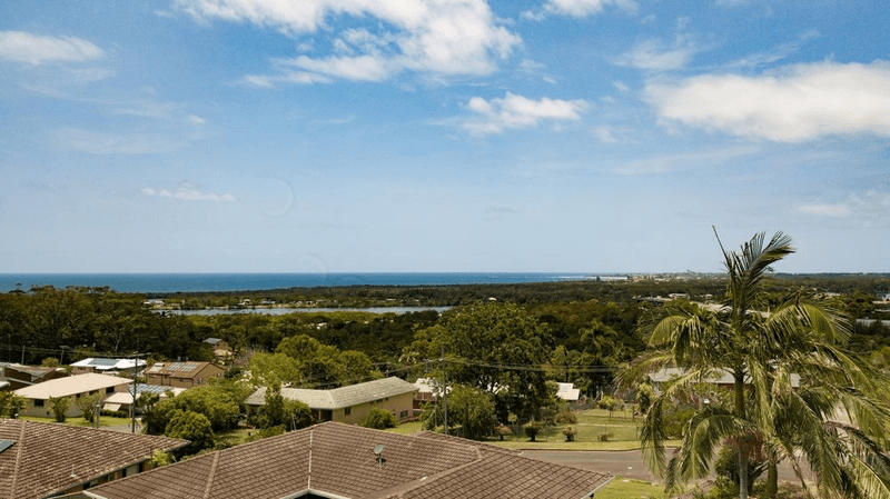 12 Oyster Point Road, BANORA POINT, NSW 2486