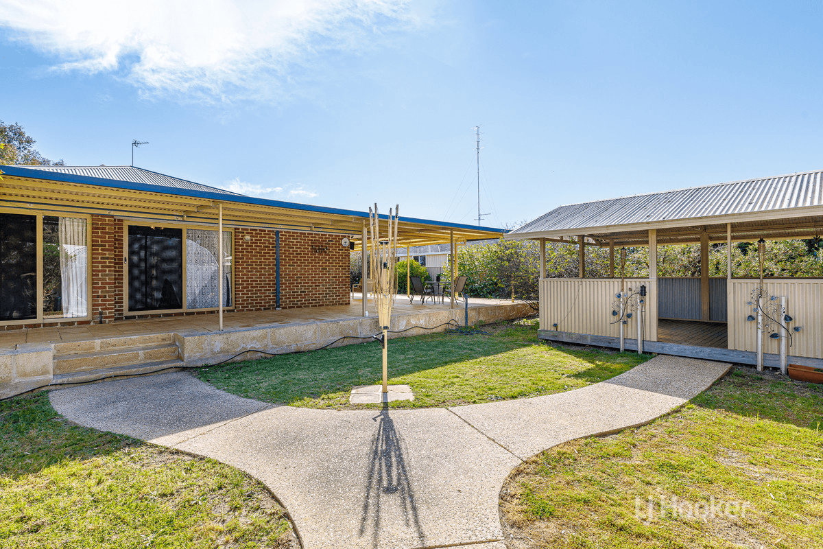 24 West Road, Capel, WA 6271