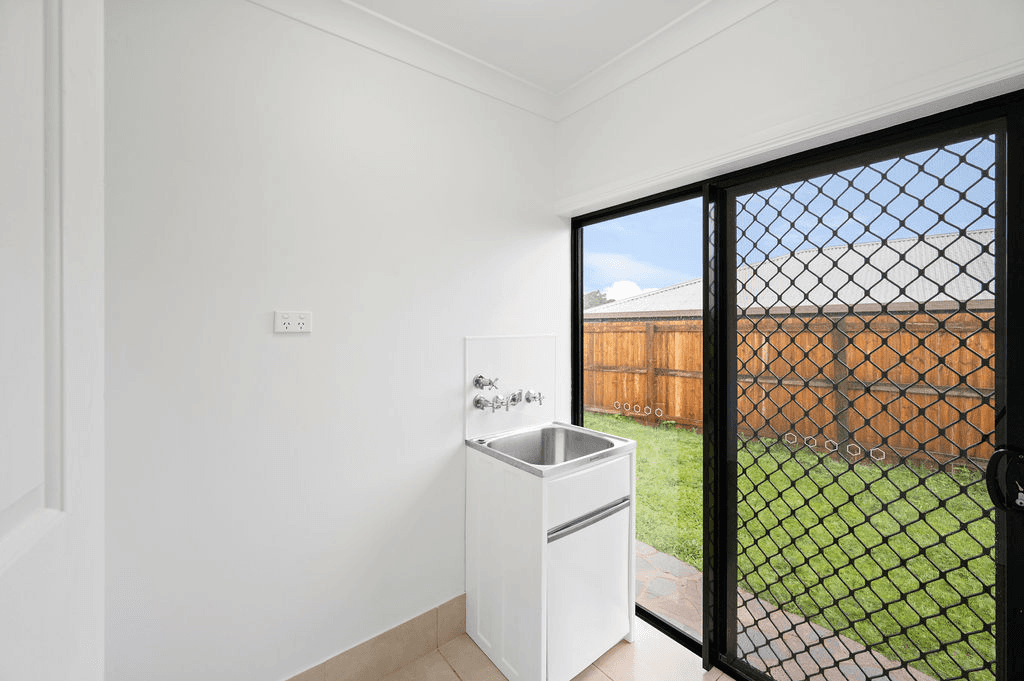 35 Jannina Drive, ATHERTON, QLD 4883
