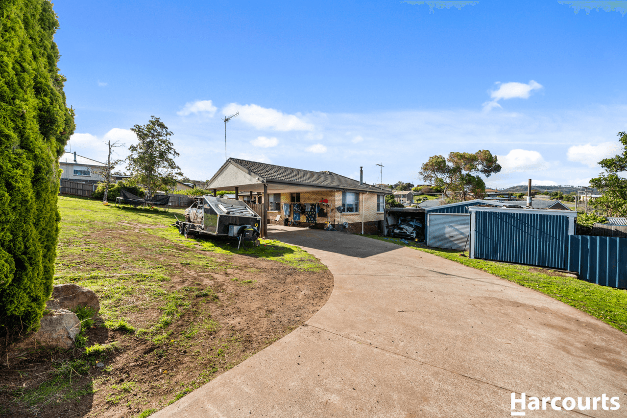 11 Vicary Place, ROKEBY, TAS 7019