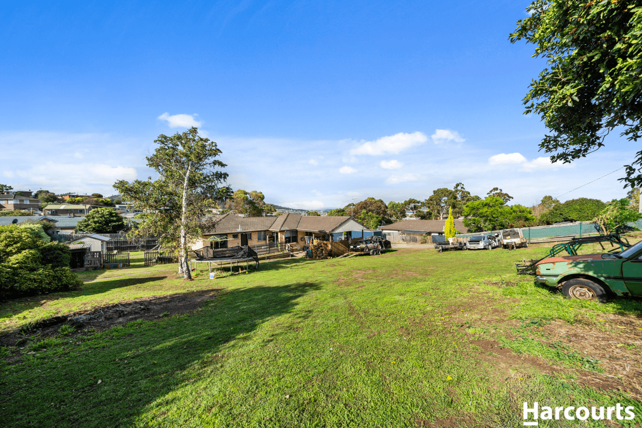 11 Vicary Place, ROKEBY, TAS 7019