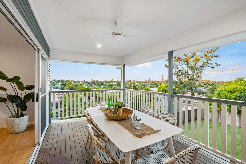 86 Greta Street, Manly West, QLD 4179