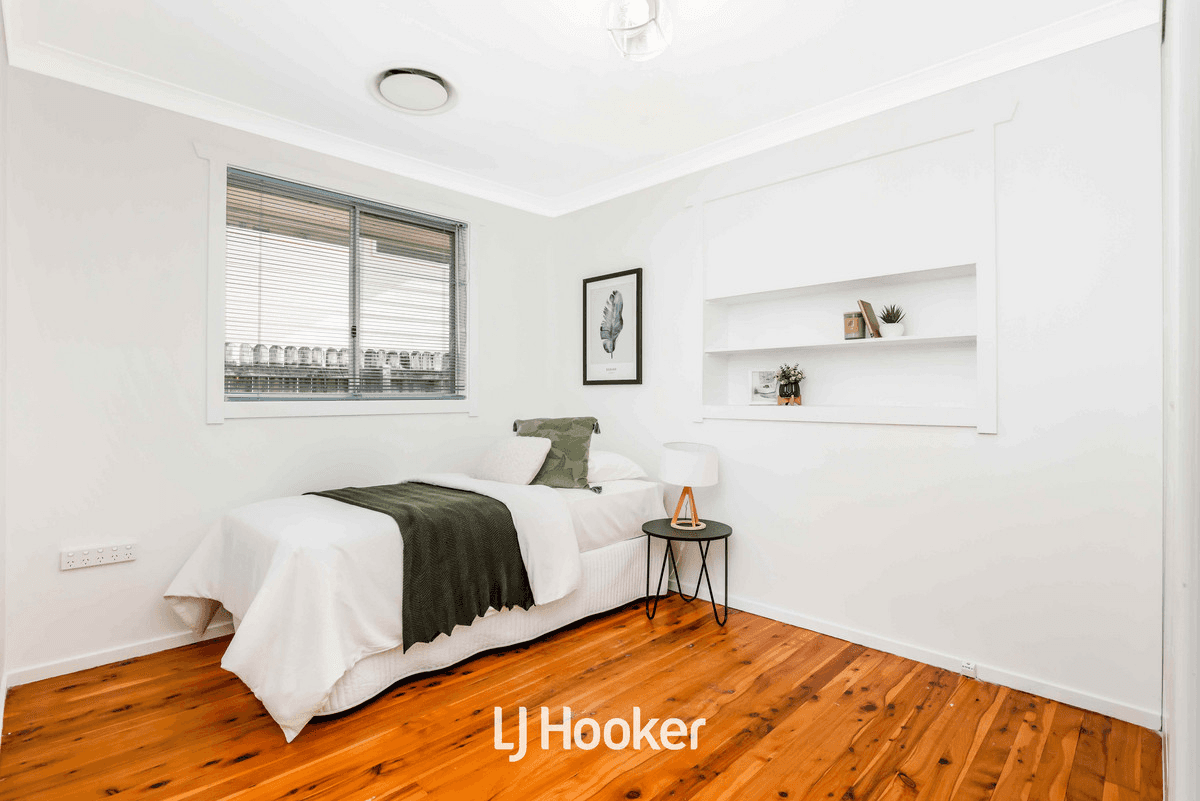 14 Valencia Crescent, TOONGABBIE, NSW 2146