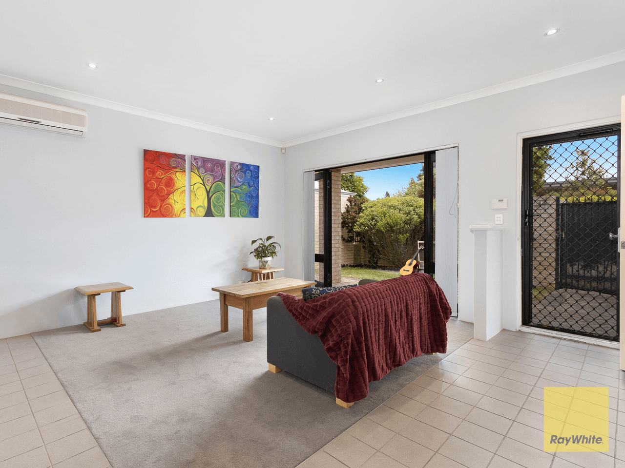 5/6 Valley Road, HALLS HEAD, WA 6210