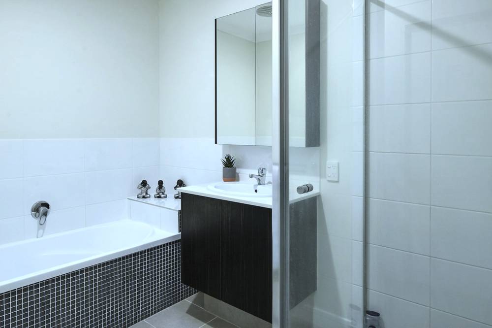 12 McGrath Court, MOGGILL, QLD 4070