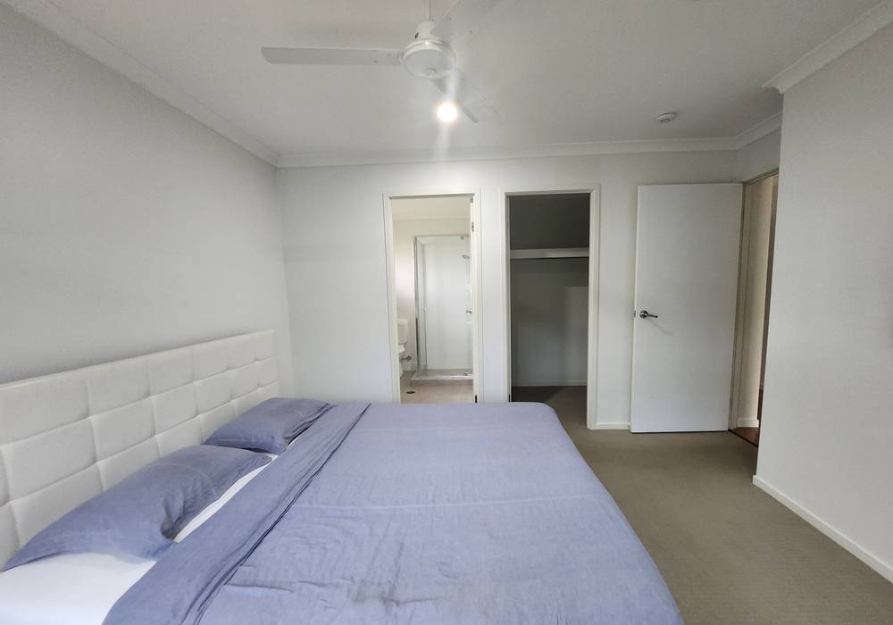 12 McGrath Court, MOGGILL, QLD 4070