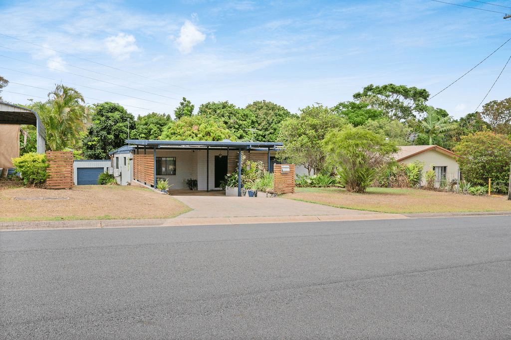 11 Tower Avenue, ATHERTON, QLD 4883