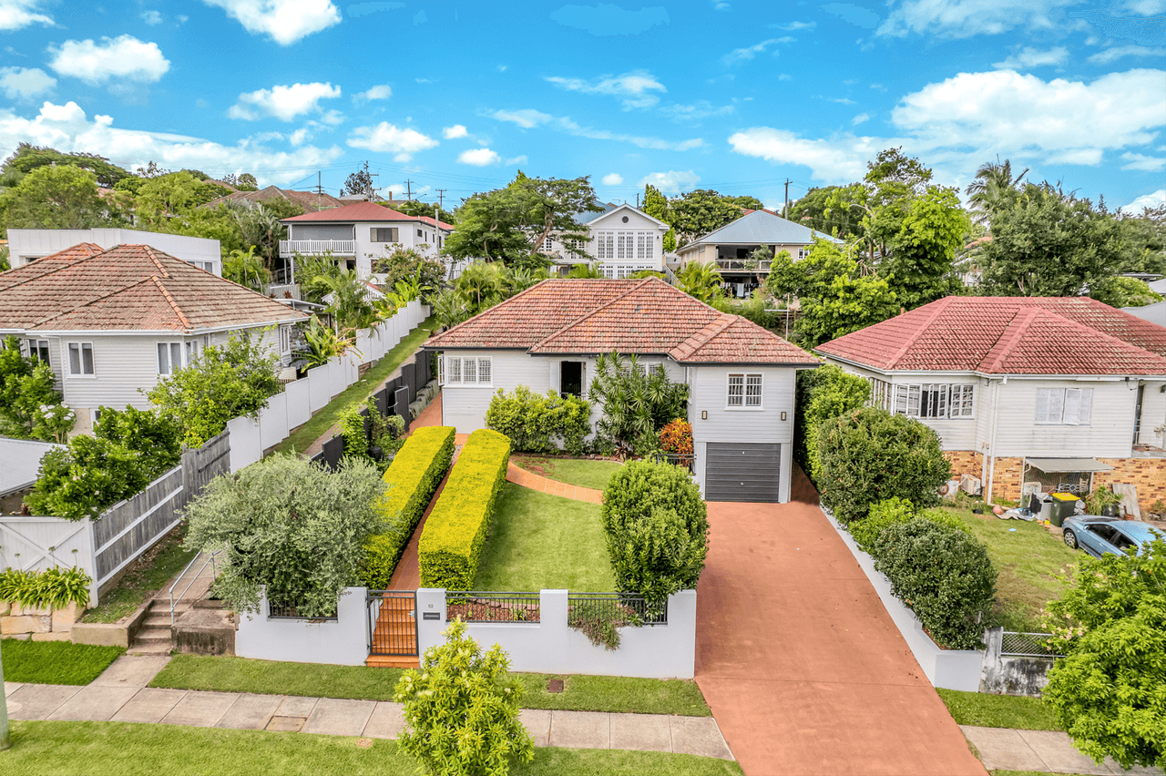 52 Albert Street, HOLLAND PARK WEST, QLD 4121