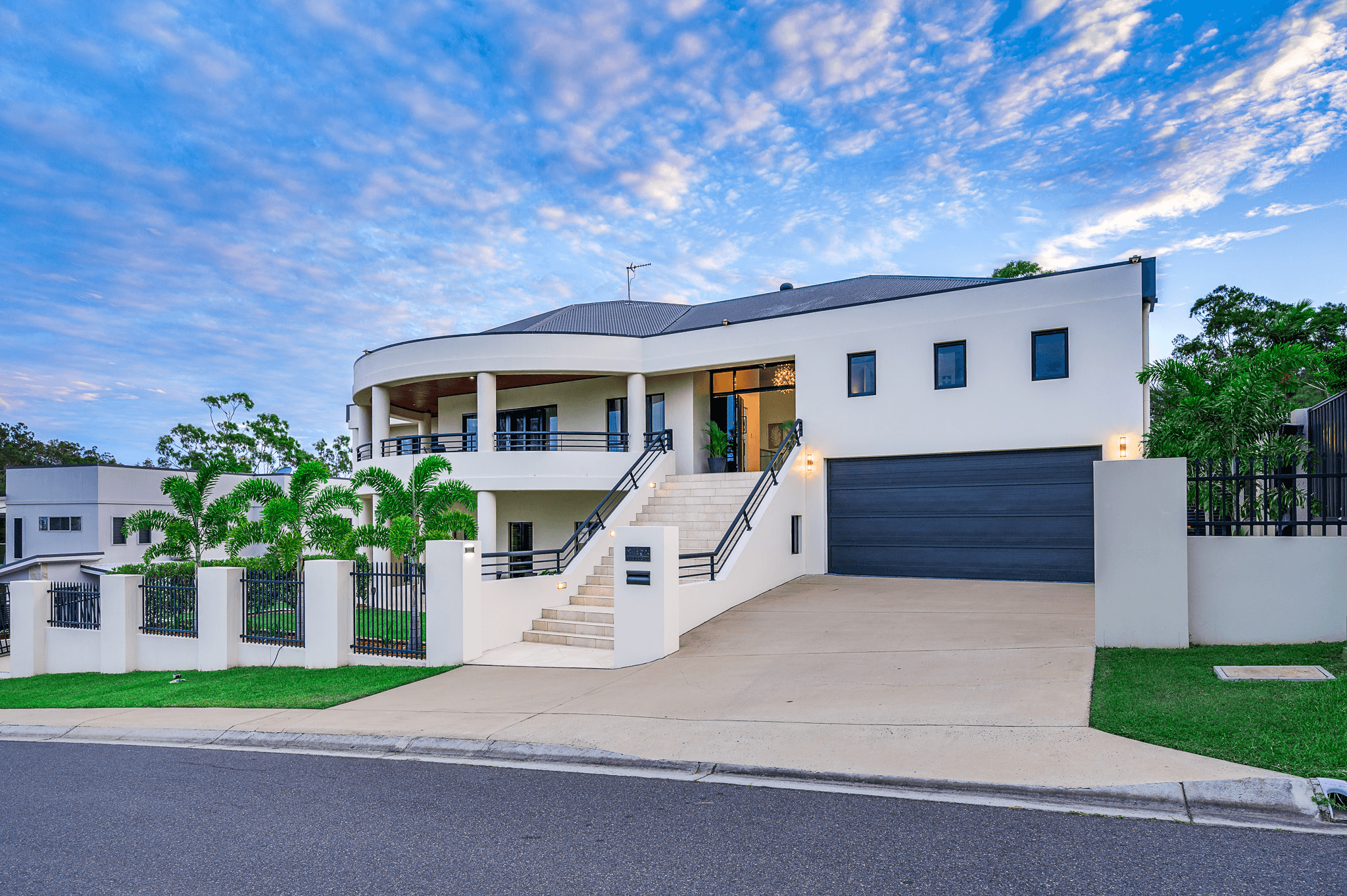 8 Mallard Court, SOUTH GLADSTONE, QLD 4680