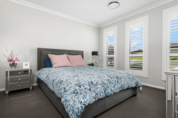 131 Kavanagh Street, GREGORY HILLS, NSW 2557