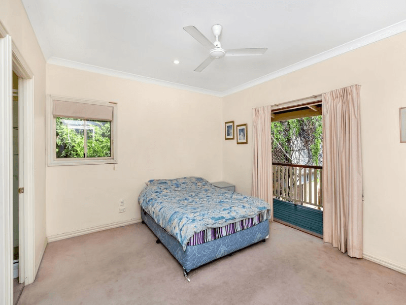 33 Dopson Street, TARINGA, QLD 4068