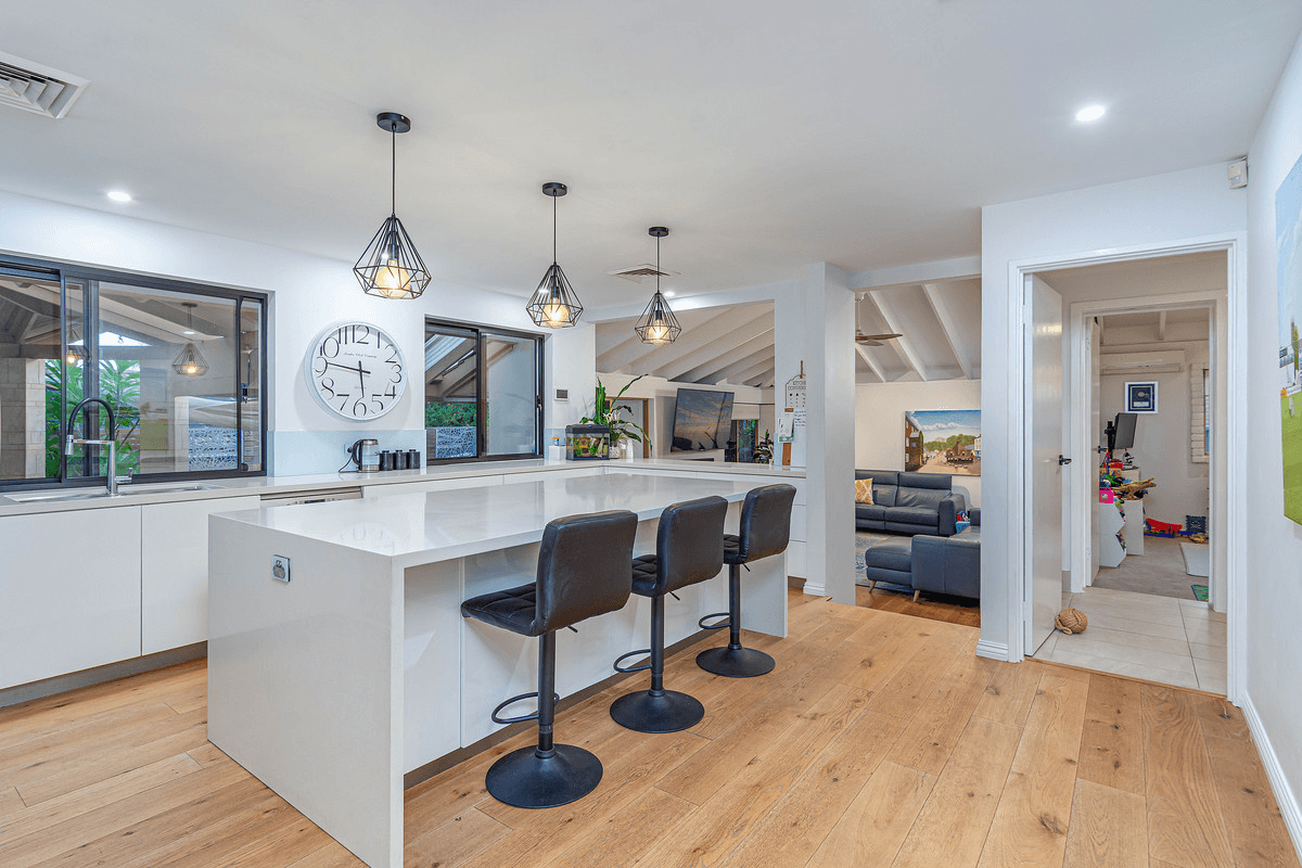 45 Adare Way, Kingsley, WA 6026