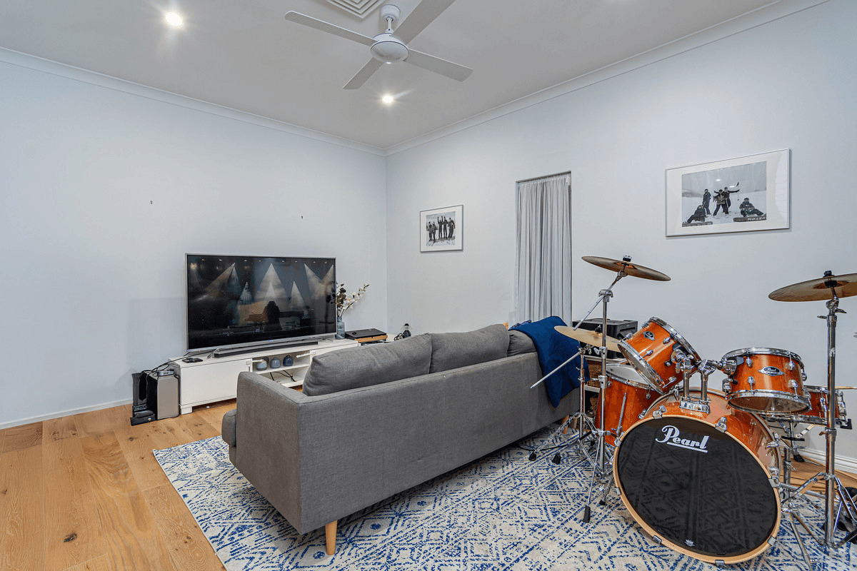 45 Adare Way, Kingsley, WA 6026