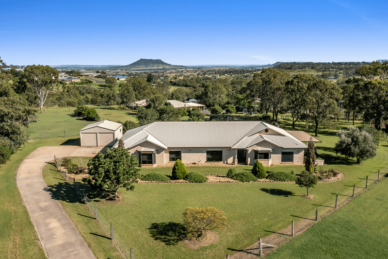 4 Roseburn Court, TORRINGTON, QLD 4350