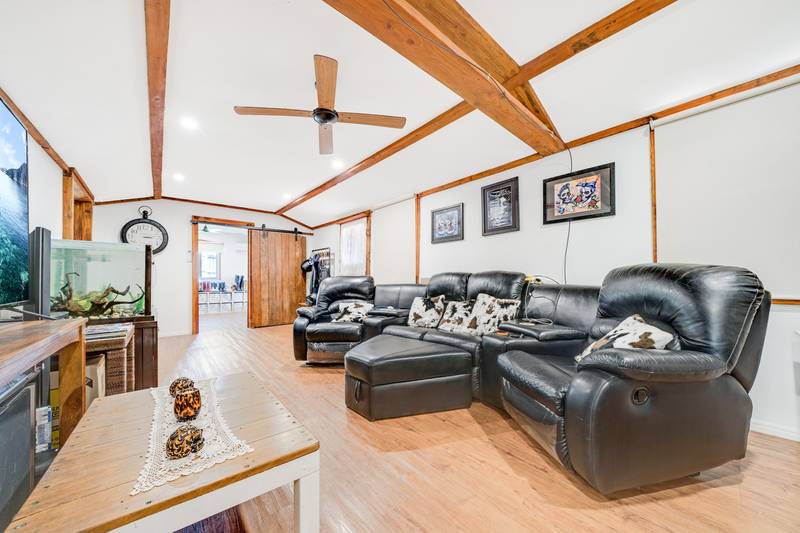 20-24 Elderslie Road, YATALA, QLD 4207