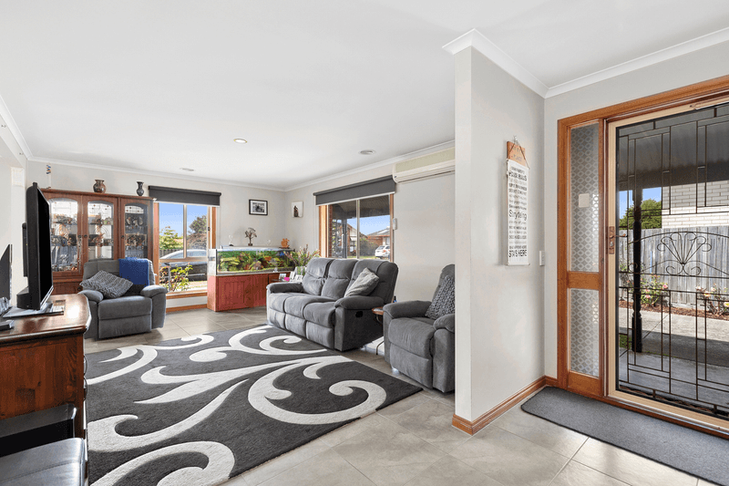 37 Harbour Drive, SEBASTOPOL, VIC 3356