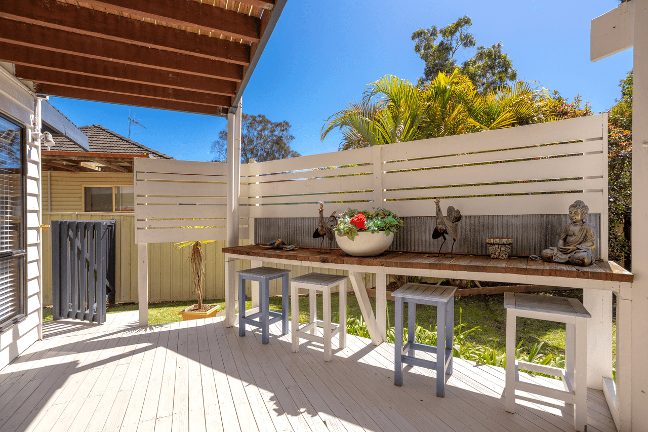 6 Emerald Drive, DIAMOND BEACH, NSW 2430