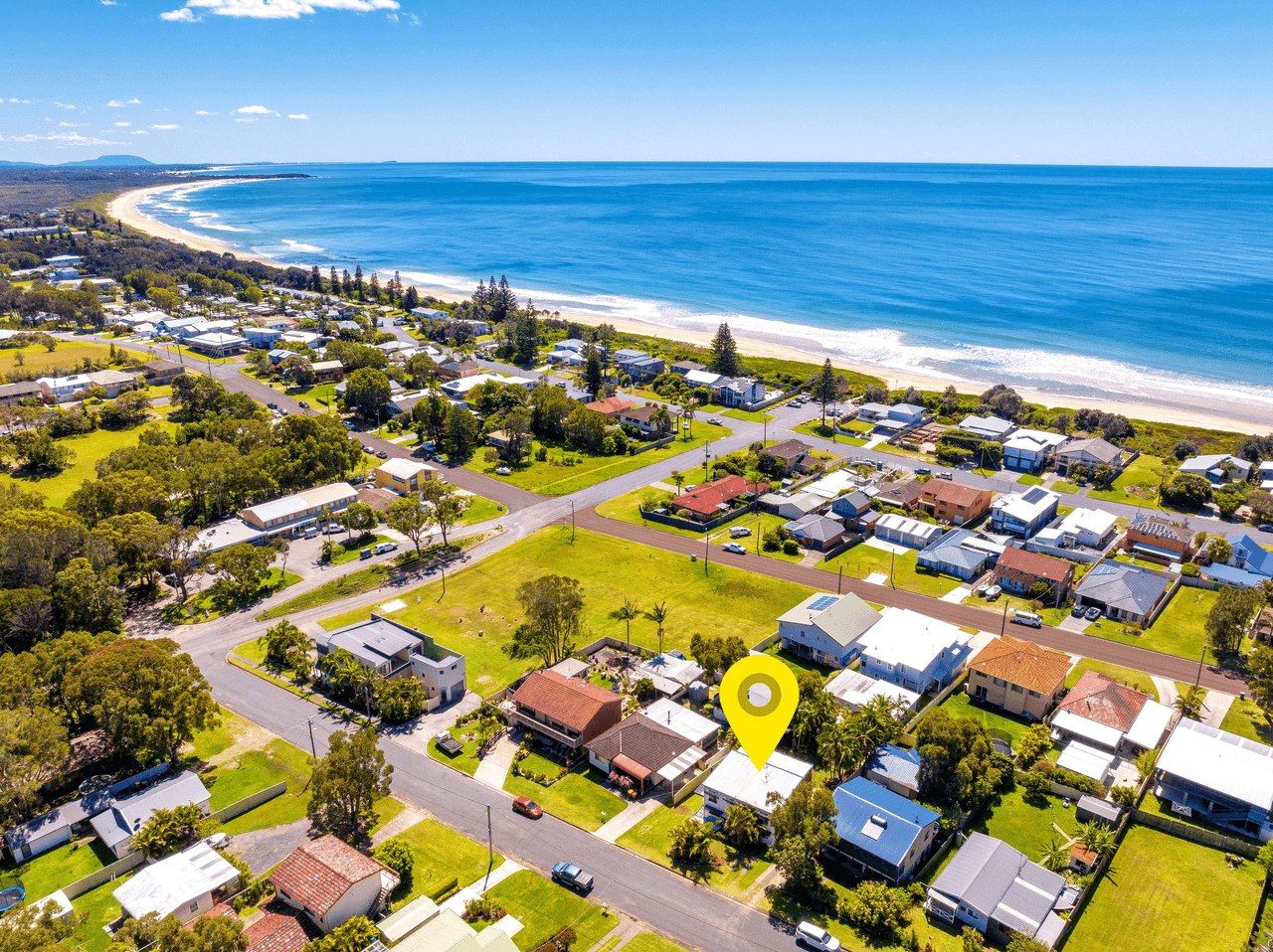 6 Emerald Drive, DIAMOND BEACH, NSW 2430