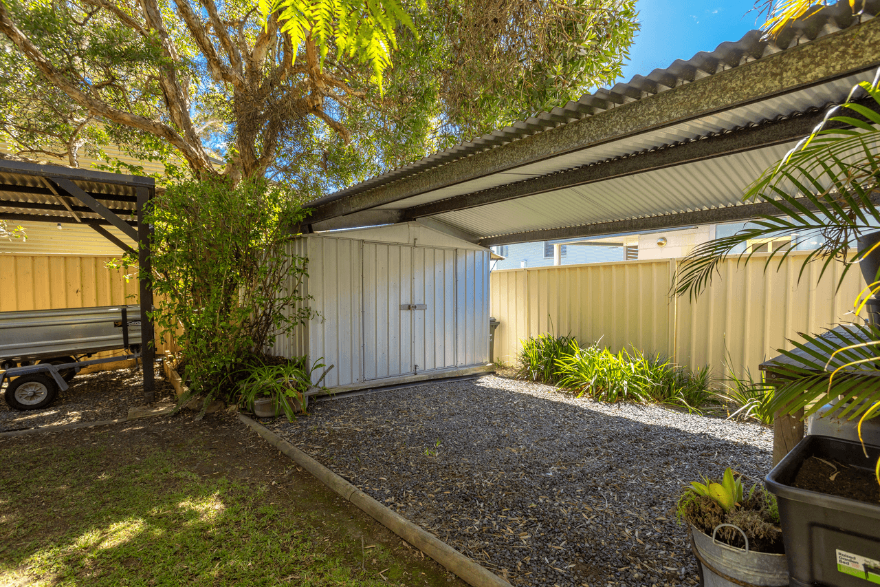 6 Emerald Drive, DIAMOND BEACH, NSW 2430