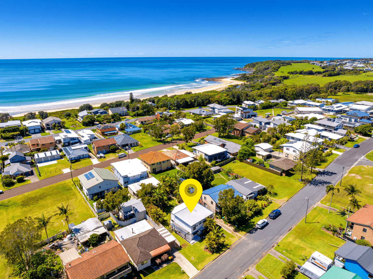 6 Emerald Drive, DIAMOND BEACH, NSW 2430